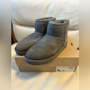 Women’s grey UGG